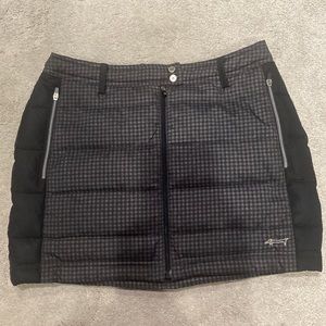 Plush winter golf skirt size small.